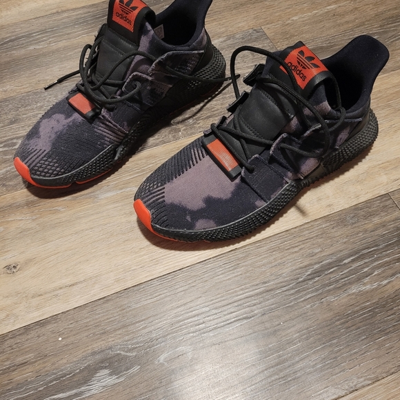 Adidas Prophere Shoes - Picture 2 of 4